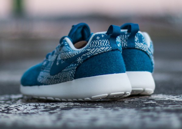 Nike Wmns Roshe One Winter bleue (3)