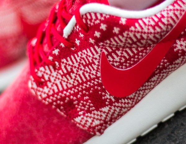 Nike Wmns Roshe One Winter rouge (4)