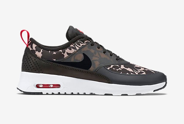 Photo officielle Liberty x Nike Air Max Thea QS Tan Cameo (3)