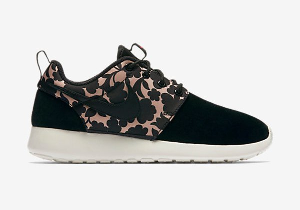 Photo officielle Liberty x Nike Roshe One QS Floral Tan Cameo (4)