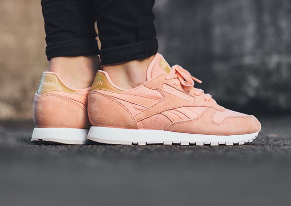 reebok suede rose