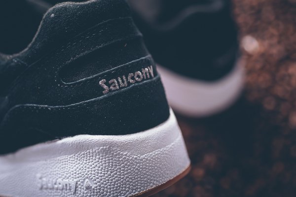 Saucony Shadow 6000 Suede Black Gum (5)