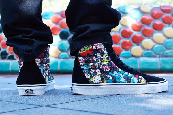Disney x Vans Sk8 Hi Alice au pays des merveilles