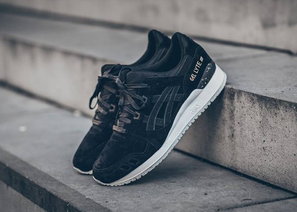 basket Asics Gel Lyte III daim noir et doré (1)