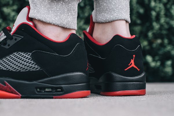 Air Jordan 5 Retro Low Alternate 90 pas cher (4)