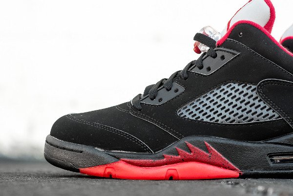 Air Jordan 5 Retro Low Black Gym Red (8)