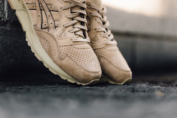 Monkey Time x Asics Gel Lyte 5 Sand layer (3)