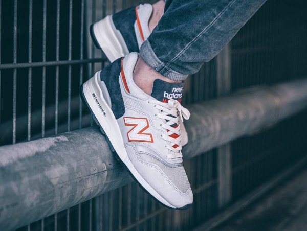 New Balance M997 CSEA Explore Sea Pack pas cher (4)