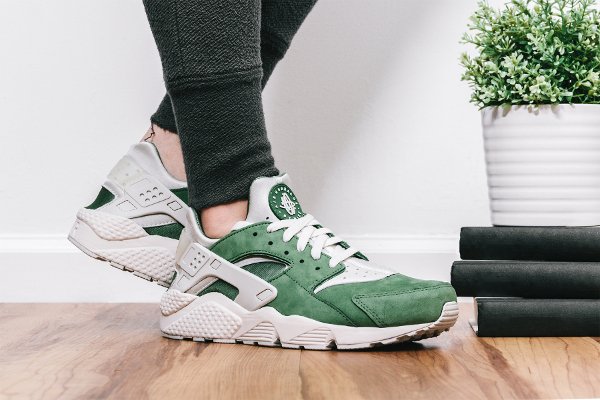 Nike Air Huarache PRM Suede Treeline Bamboo pas cher (1)