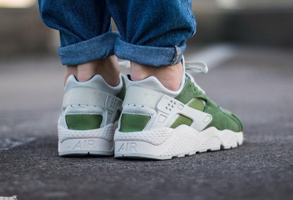 Nike Air Huarache PRM Suede Treeline Bamboo pas cher (3)