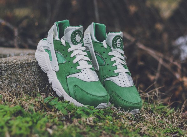 Nike Air Huarache Premium Treeline Light Bone Bamboo (1)