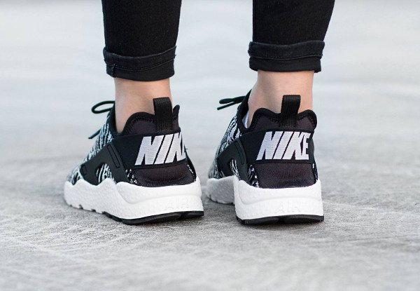 Nike Air Huarache Ultra Jacquard Zebra pas cher (2)