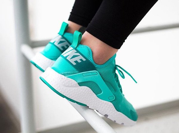 Nike Air Huarache Ultra Run Hyper Turquoise pas cher (2)