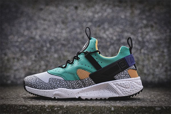 Nike Air Huarache Utility PRM Safari Emerald Green (2)