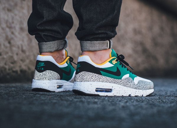 Nike Air Max 1 Ultra Essential Safari Emerald Green pas cher (2)