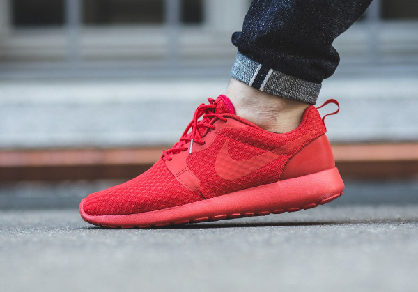 nike rouge roshe