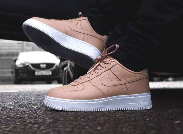 avis basket Nikelab Air Force 1 Low Vachetta Tan homme et femme 1 600x442