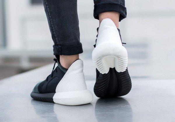 Adidas Originals Tubular Defiant W Core Black (1)