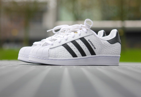 adidas superstar animal