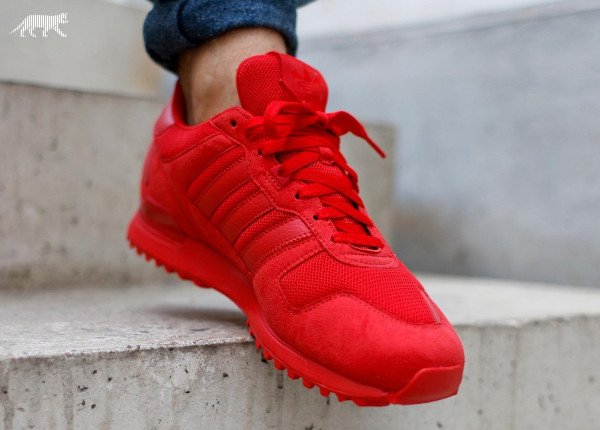 Adidas ZX 700 Triple Red pas cher (3)