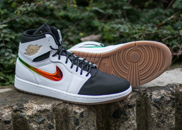 Air Jordan 1 Retro High Nouveau Dunk From Above (3)