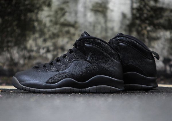 Air Jordan 10 Retro OVO Black Metallic Gold (3)