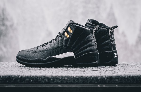 Air Jordan 12 Retro Black Metallic Gold (1)