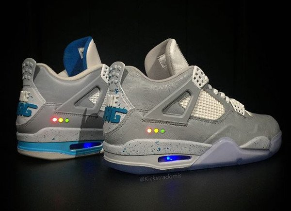 Air Jordan 4 Air Mag 2 (1)