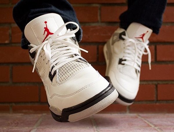 Air Jordan 4 OG Cement 2016 - @esmin23