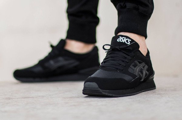 Asics Gel Atlanis Triple Black (4)