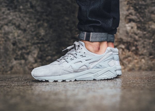 Asics Gel Kayano Ocean Light Grey pas cher (1)