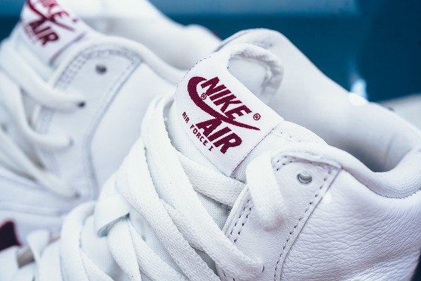 Nike Air Force 1 Hi Retro QS Summit White Team Red (6)