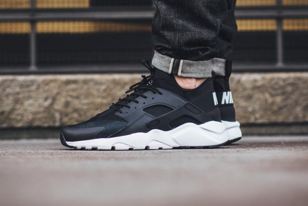 Nike Air Huarache Run Ultra Black White pas cher