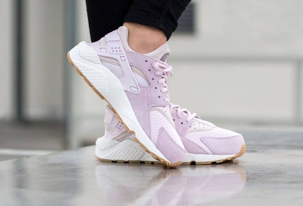 Nike Air Huarache TXT Bleached Lilac pour femme pas cher (4)