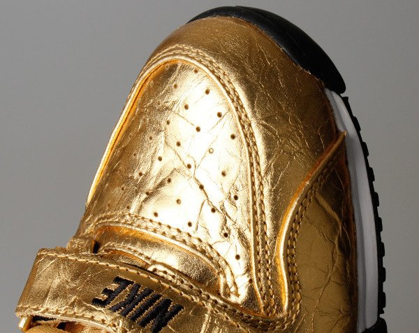 Nike Air Trainer 1 Mid PRM QS SB50 Metallic Gold (4)