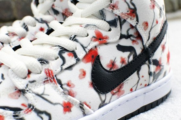 Nike Dunk High Pro SB Cherry Blossom (2)