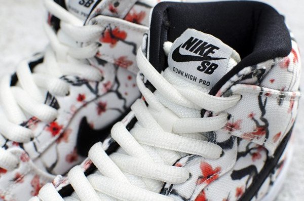 Nike Dunk High Pro SB Cherry Blossom (5)