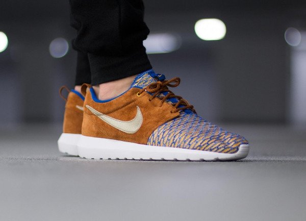 Nike Roshe NM Flyknit PRM Suede Curry pas cher (1)