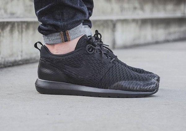 Nike Roshe NM Flyknit SE Black pas cher (4)