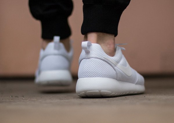 Nike Roshe One White homme (2)