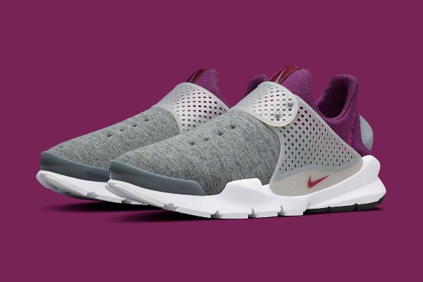 Nike Sock Dart Fleece (mars 2016) (1)