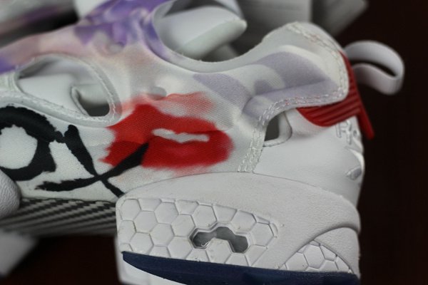 Reebok Insta Pump Fury T Celebrate Valentine Day s (6)