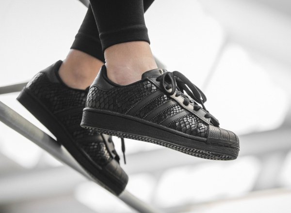 acheter Adidas Superstar W Black Reptile pas cher (1)