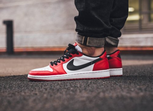 Air Jordan 1 Retro Low OG Chicago Bulls