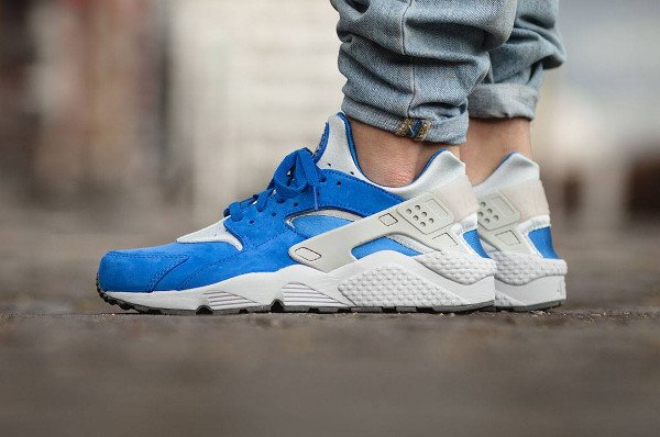 acheter Nike Air Huarache PRM Suede Varsity Royal pas cher (4)