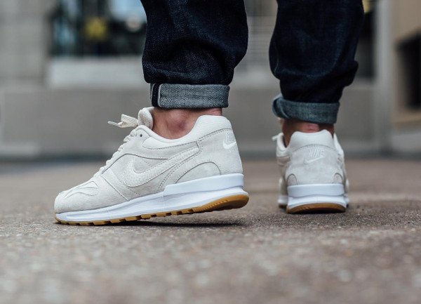 acheter Nike Air Pegasus New Racer PRM Phantom White Gum pas cher (1)