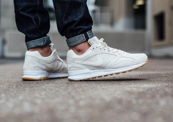 acheter Nike Air Pegasus New Racer PRM Phantom White Gum pas cher (2)