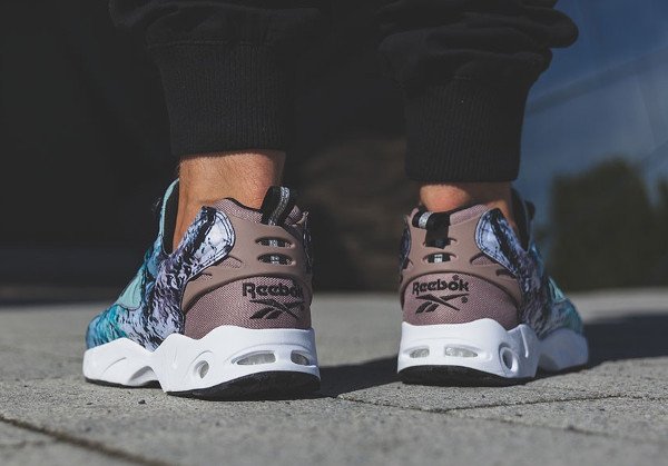 reebok instapump fury road sg moon landing