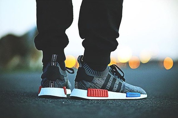 Adidas NMD Runner Friends Family - @sneakercolony (2)