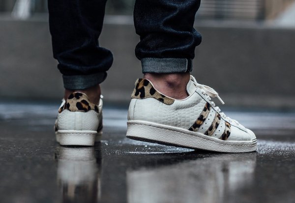 Superstar noir sales et blanche croco